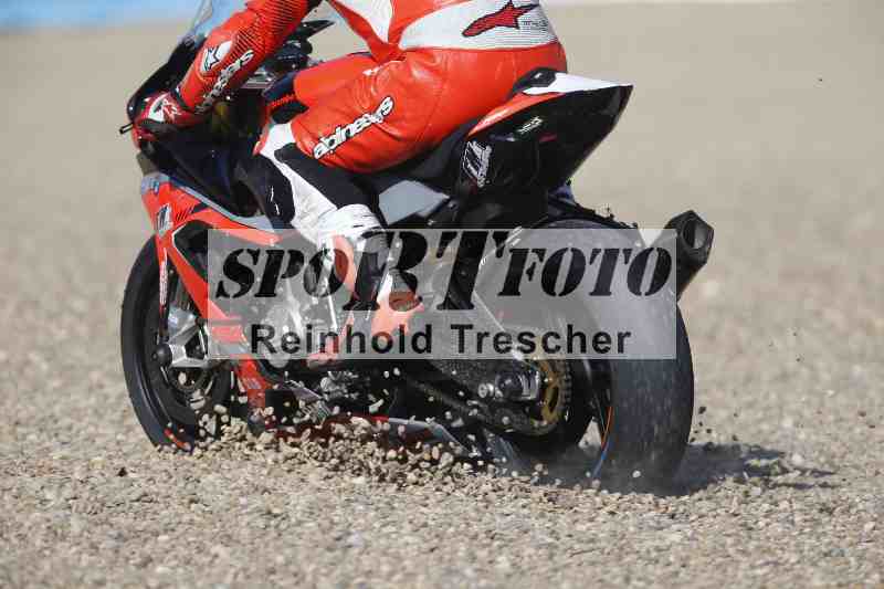 /Archiv-2024/02 29.01.-02.02.2024 Moto Center Thun Jerez/Gruppe schwarz-black/411